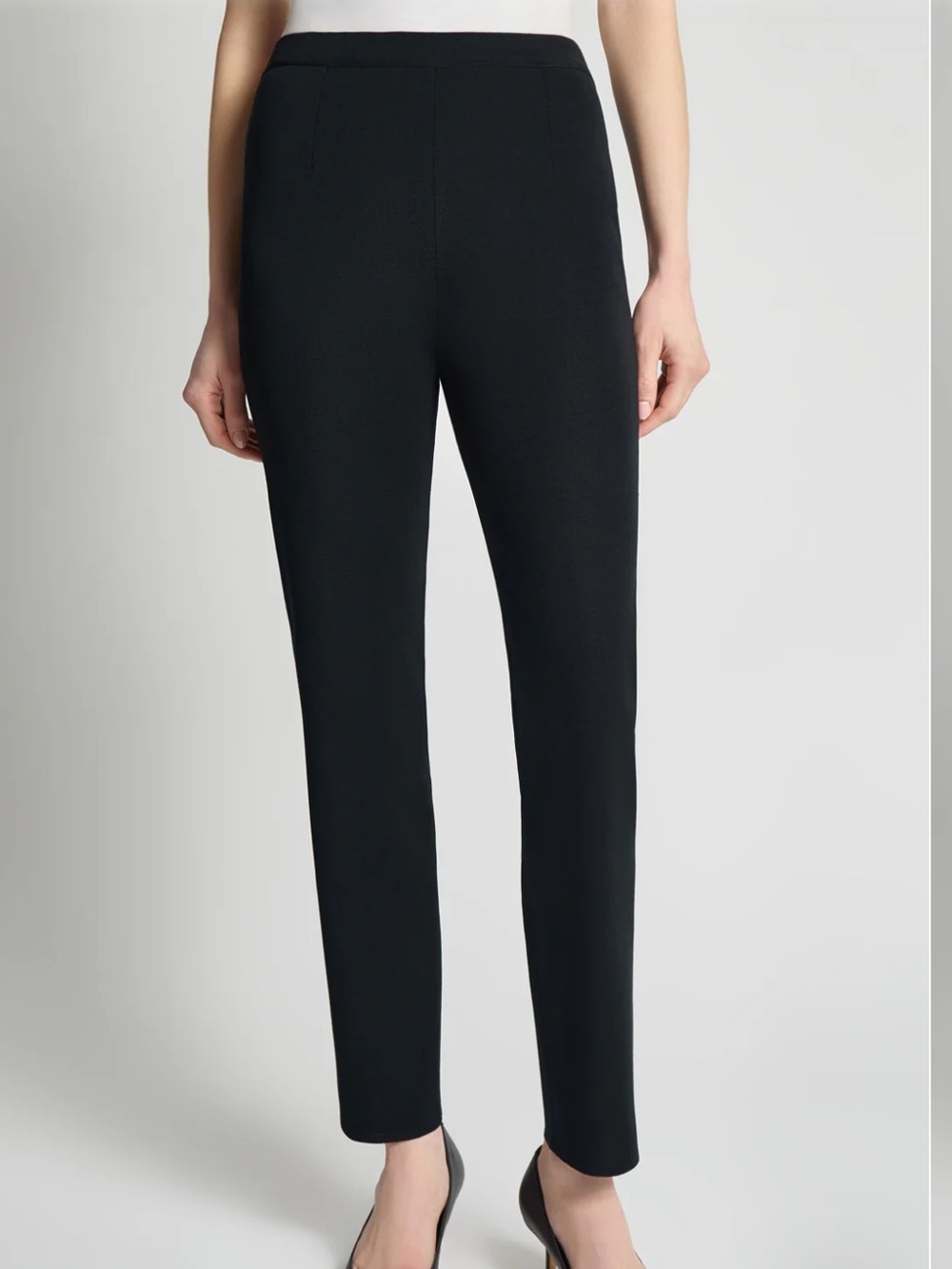 Ming Wang Women’s Straight Leg Black Pants in Black size Large